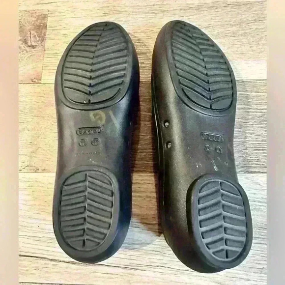 GUC Crocs Lina Black kids Ballet Style Flat Shoes Size 4 - Picture 5 of 5